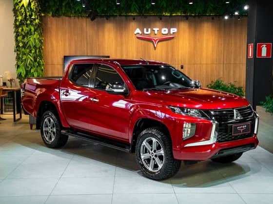 MITSUBISHI L200 TRITON 2.4 16V TURBO DIESEL SPORT HPE CD 4P 4X4 AUTOMÁTICO